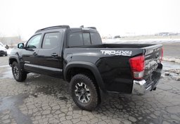 2016 Toyota Tacoma - Image 8