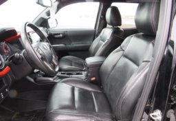 2016 Toyota Tacoma - Image 33