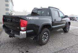 2016 Toyota Tacoma - Image 9