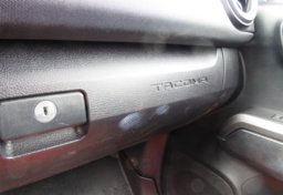 2016 Toyota Tacoma - Image 50