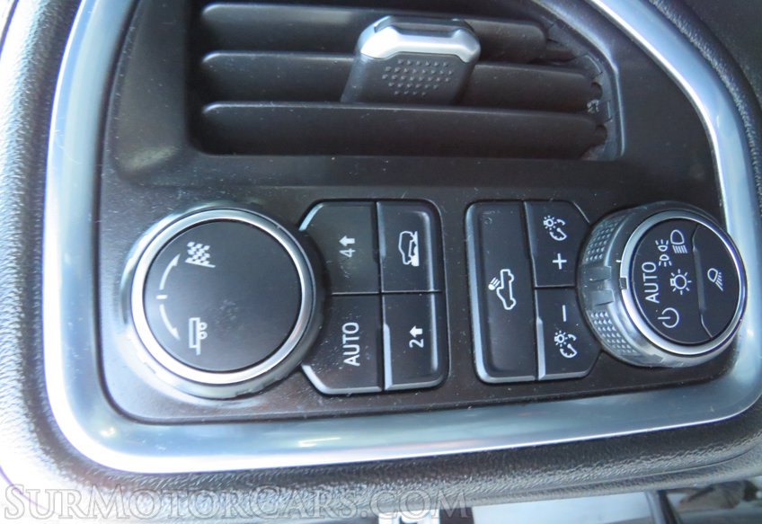 2019 Chevrolet Silverado 1500 - Image 41