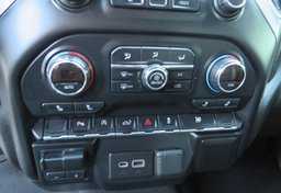 2019 Chevrolet Silverado 1500 - Image 38