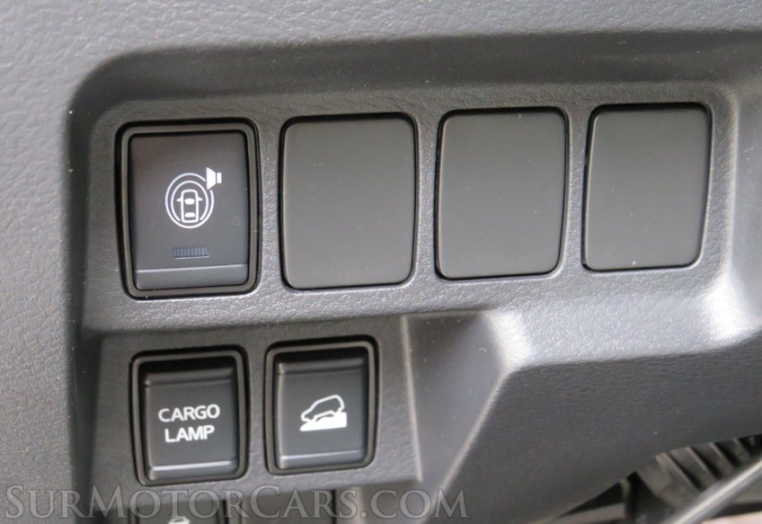 2022 Nissan Frontier - Image 42