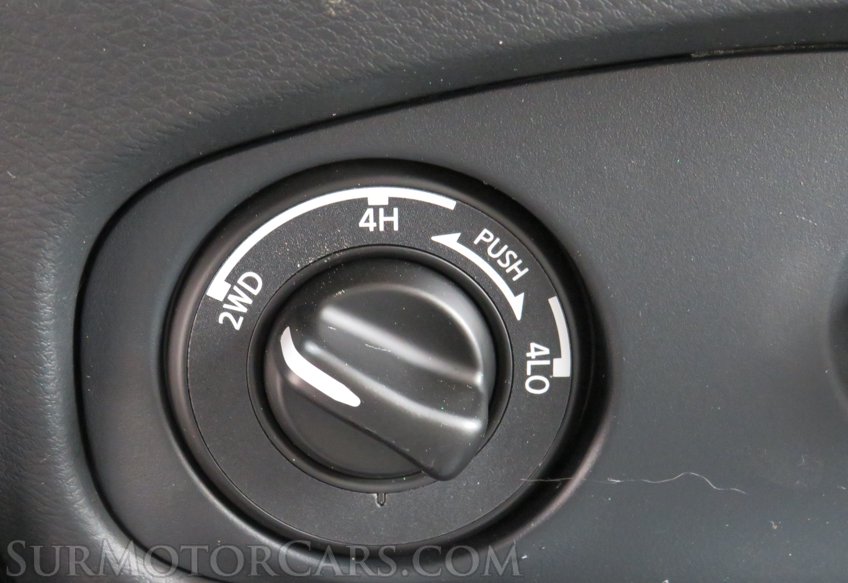 2022 Nissan Frontier - Image 40