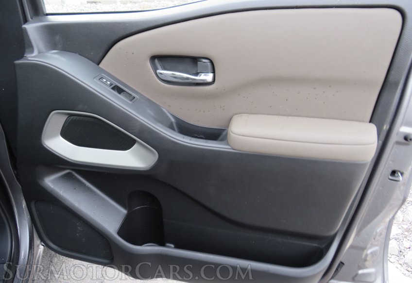 2022 Nissan Frontier - Image 44