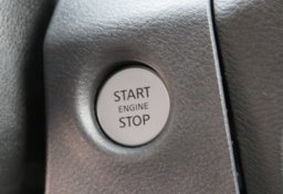 2022 Nissan Frontier - Image 34