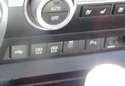 2020 Toyota Tundra 4WD - Image 47