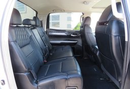 2020 Toyota Tundra 4WD - Image 32