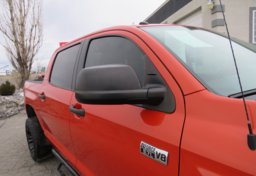 2018 Toyota Tundra 4WD - Image 15