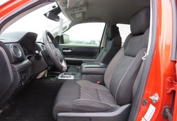 2018 Toyota Tundra 4WD - Image 34