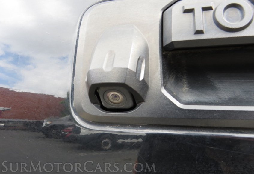 2014 Toyota Tundra 4WD Truck - Image 17