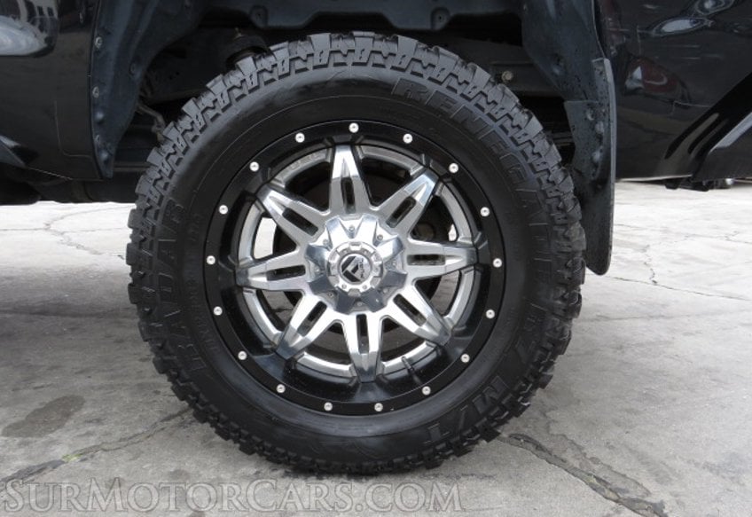 2014 Toyota Tundra 4WD Truck - Image 16