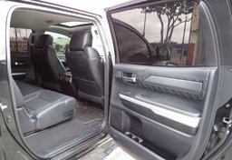 2014 Toyota Tundra 4WD Truck - Image 24