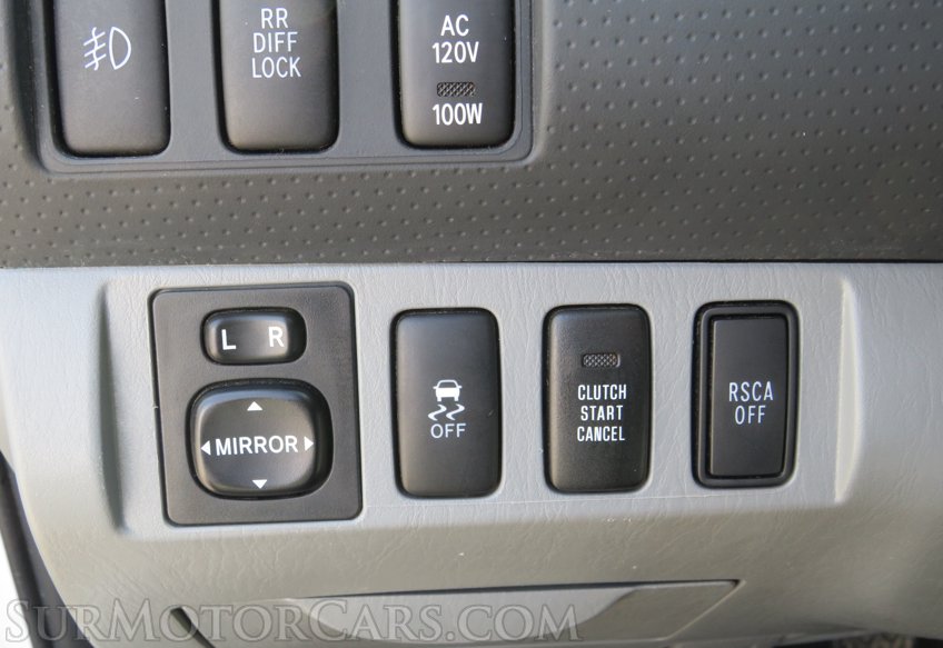 2013 Toyota Tacoma - Image 38