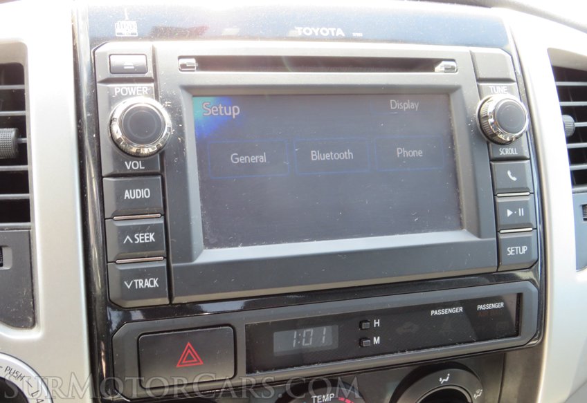 2013 Toyota Tacoma - Image 32