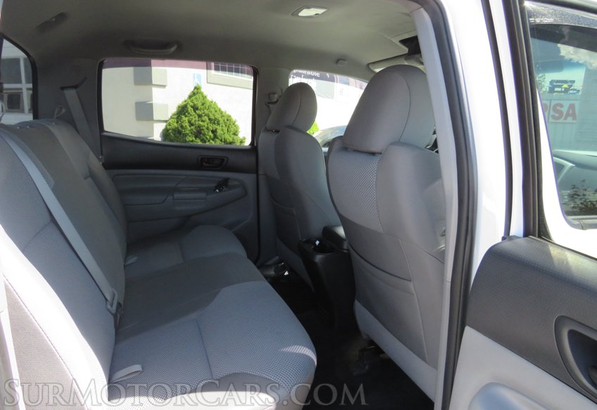 2013 Toyota Tacoma - Image 27