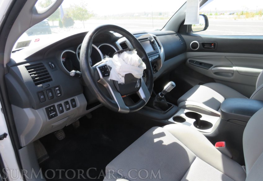 2013 Toyota Tacoma - Image 21