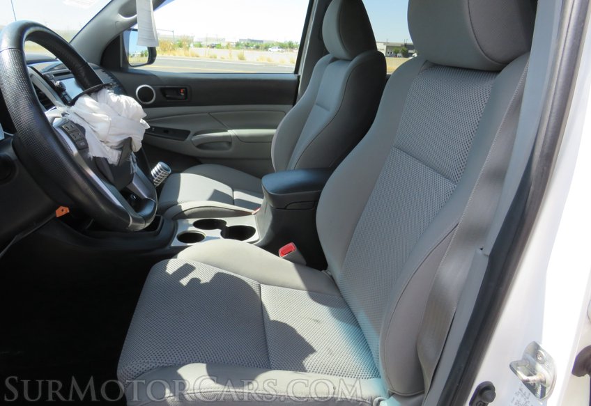 2013 Toyota Tacoma - Image 23