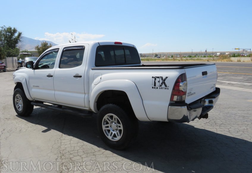 2013 Toyota Tacoma - Image 4