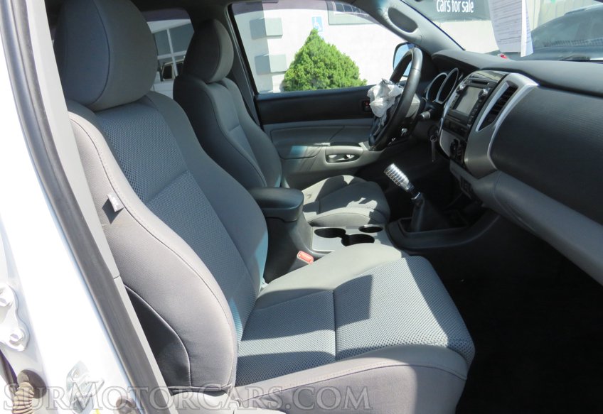 2013 Toyota Tacoma - Image 24