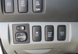 2013 Toyota Tacoma - Image 38