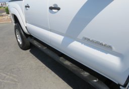 2013 Toyota Tacoma - Image 18