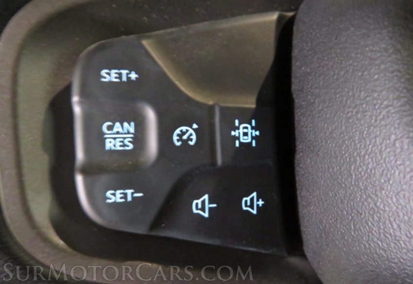 2023 Ford Bronco - Image 33