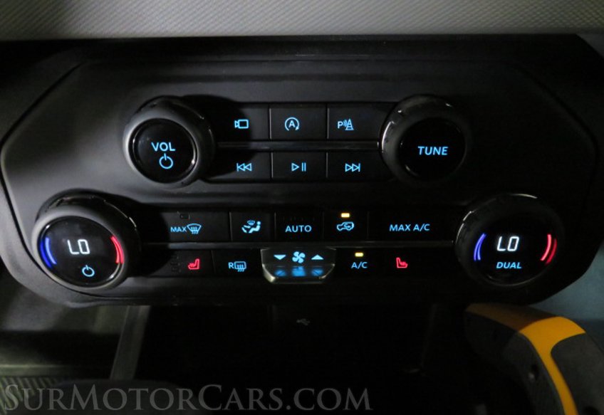 2023 Ford Bronco - Image 41