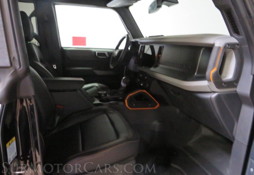 2023 Ford Bronco - Image 26