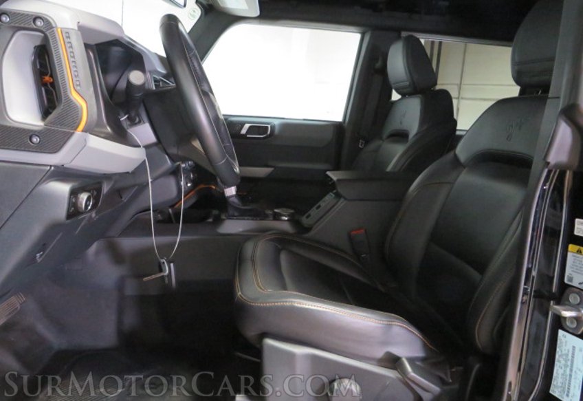 2023 Ford Bronco - Image 23