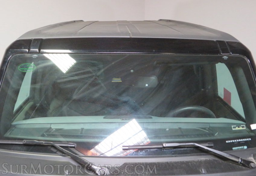 2023 Ford Bronco - Image 13