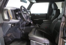 2023 Ford Bronco - Image 25