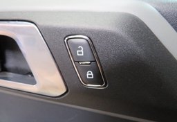 2023 Ford Bronco - Image 38