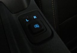 2023 Ford Bronco - Image 43