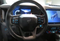 2023 Ford Bronco - Image 31