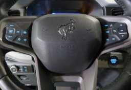 2023 Ford Bronco - Image 32