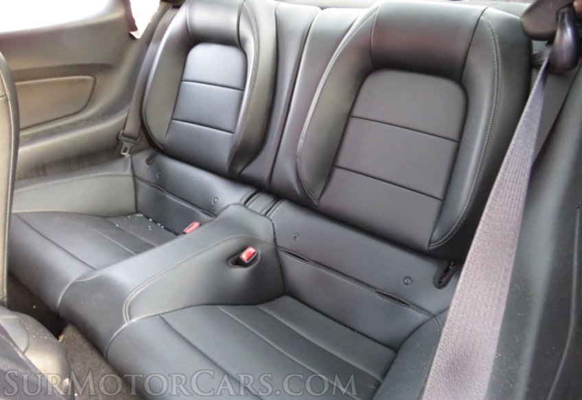 2015 Ford Mustang - Image 22