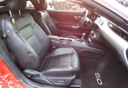 2015 Ford Mustang - Image 20