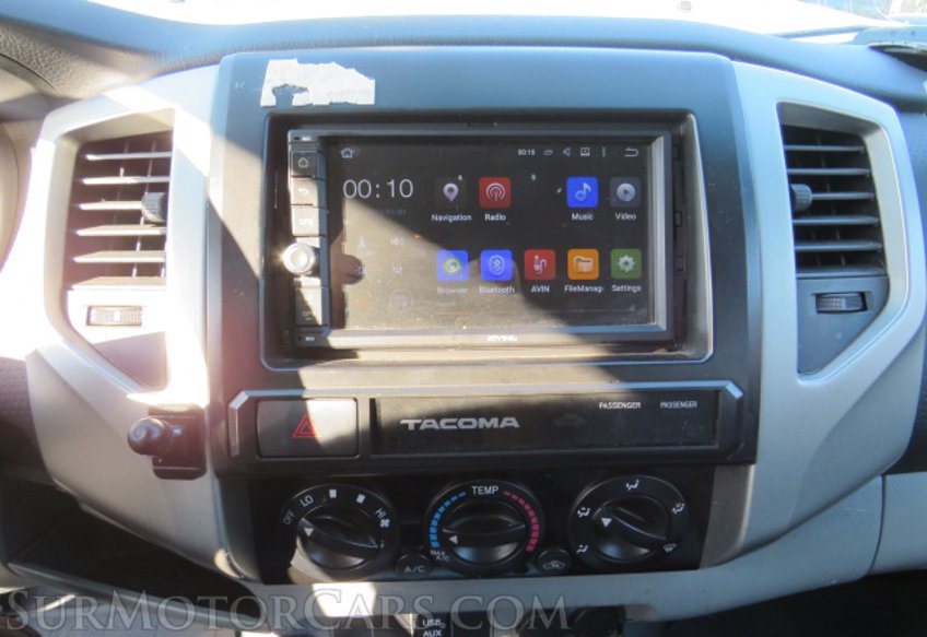 2015 Toyota Tacoma - Image 34