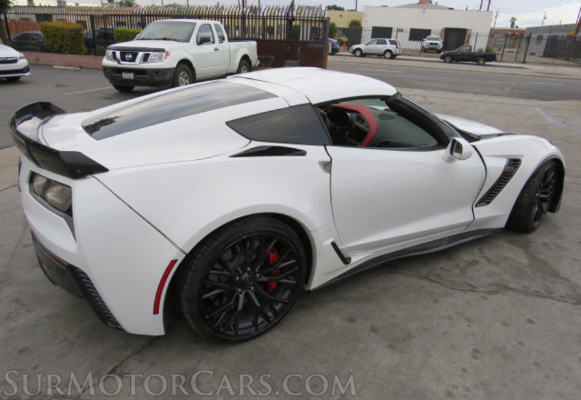 2016 Chevrolet Corvette - Image 10