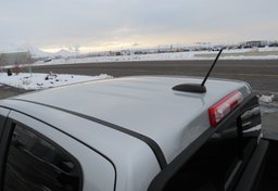 2018 Chevrolet Colorado - Image 19