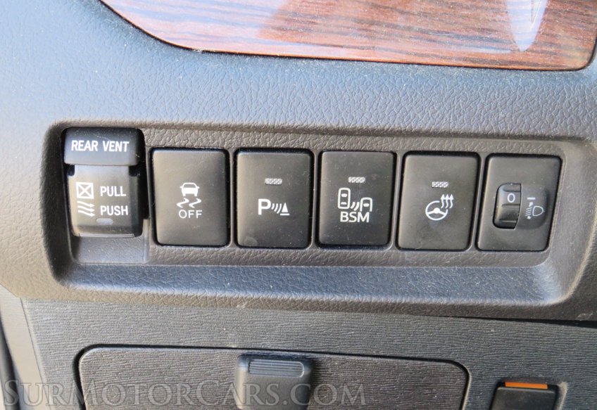 2016 Toyota Sienna - Image 48