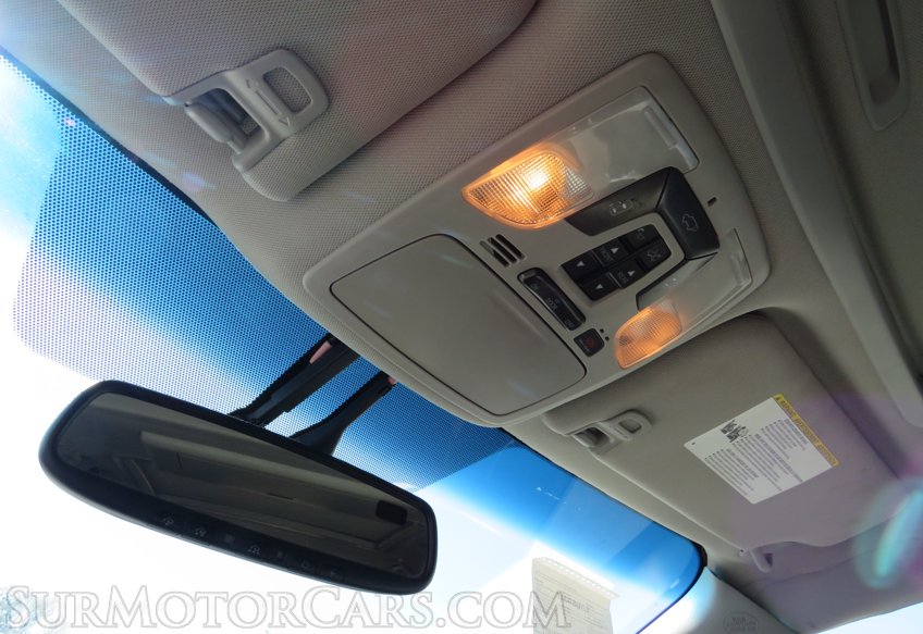 2016 Toyota Sienna - Image 43