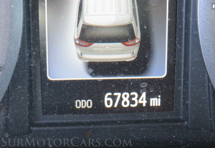 2016 Toyota Sienna - Image 34