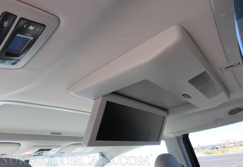 2016 Toyota Sienna - Image 39