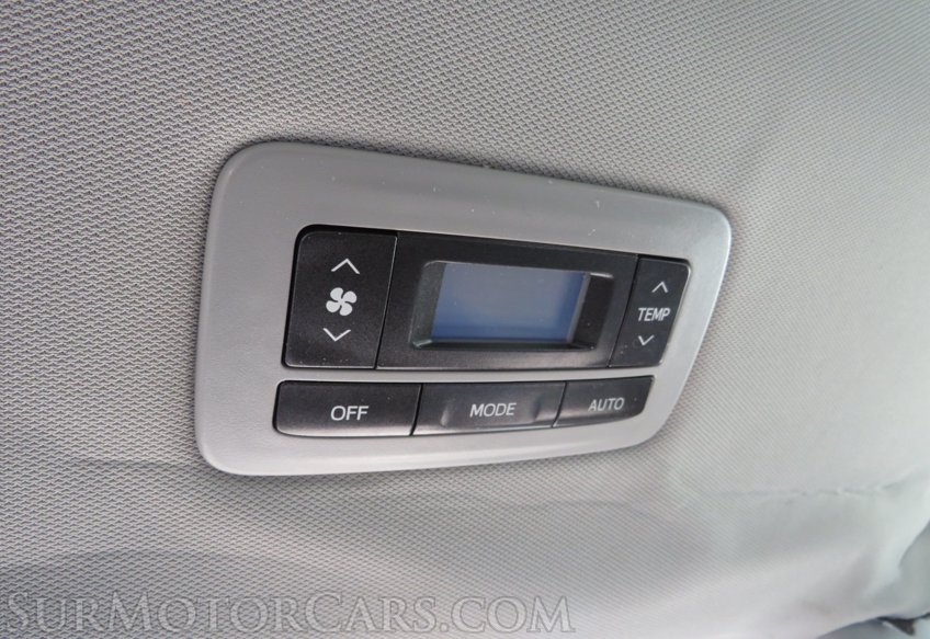 2016 Toyota Sienna - Image 40