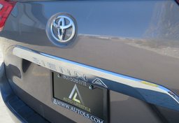 2016 Toyota Sienna - Image 21