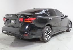Thumbnail of 2021 Nissan Altima