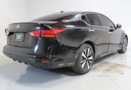Thumbnail of 2021 Nissan Altima