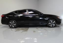 Thumbnail of 2021 Nissan Altima